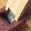 Détail de l'embouchure avec le coin