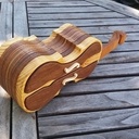 Boite à bijoux en forme de violon 2