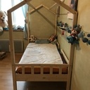 Lit "maison" pour mon fils
