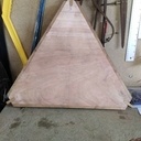 Table triangulaire pied gainée