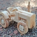 Mon gros tracteur en bois