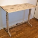 Bureau d'enfant assis/debout inclinable