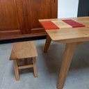 Tabouret bas. Chêne.