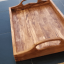 Plateaux de service en olivier et châtaignier