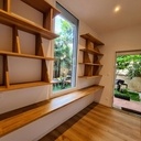 Bibliothèque et plan de travail