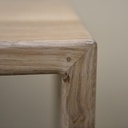 Après usinage, ponçage, fondur et vernis