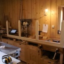 Une porte à double battant intérieure