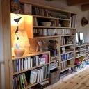 Bibliothèque en châtaignier