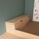 Espace lit d'enfant et son escalier placard