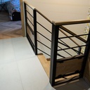 Escalier a limon central double quart tournant