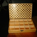 Boîte à tisanes façon boîte de jeux