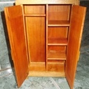 Armoire pour poupée