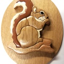 Écureuil en intarsia (nouveau modèle)