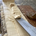 Bench hook (traduction = crochet d'établi ?)