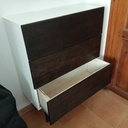 Commode sur pieds hauts