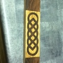 le fronton en citronier et palissandre