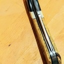 Bon... Encore un couteau...