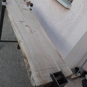 Table haute avec plateau live edge