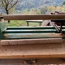 Piédestal en châtaignier massif de 200 ans recyclé