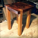 Table de chevet minimaliste