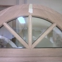 Petits bois contre profilés et fixé s sur vitrage par double face et cloués avec Finette à placage