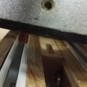 Gabarit autocentreur pour mortaiser à la défonceuse