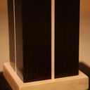 Lampe de chevet de créateur en Wengé massif