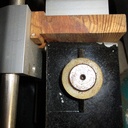 La base verticale ne touche même pas le carter.