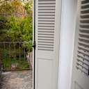 Volets persiennes en bois exotique