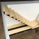 Escalier droit limon central