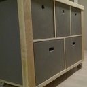 Meuble bas en frêne et valchromat gris clair