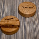 Décapsuleurs et couteaux en bois