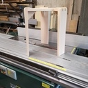 Tabouret design queues droites