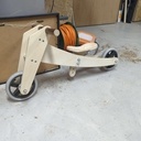 Première version, avec des roues de cabas de marché