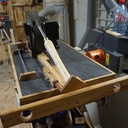 Station d'affûtage pour outils de tournage