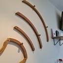 Porte-manteau mural "sonde d'échographie" lamellé-collé chêne/exotique