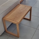 Petite table / bout de canapé en chêne