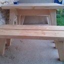 Table et bancs de jardin