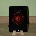 Support smartphone et iPad mini en chêne