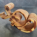 Sculpture imbriquée.