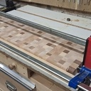 Planche apero en bois debout