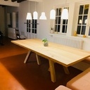 Table de salle à manger en châtaignier