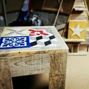 Table de salon en bois de récupération carreaux de ciment