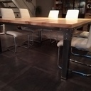 Table carré en Frêne