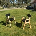 Une paire de fauteuil