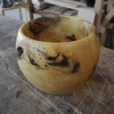 Tournage d'un pot en buis