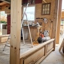 Lit baldaquin en vieux bois