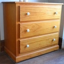 Commode simple en pin