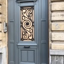 Porte d’entrée pour immeuble de style