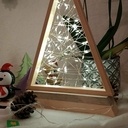 Montagne de Noël lumineuse en bois de palette